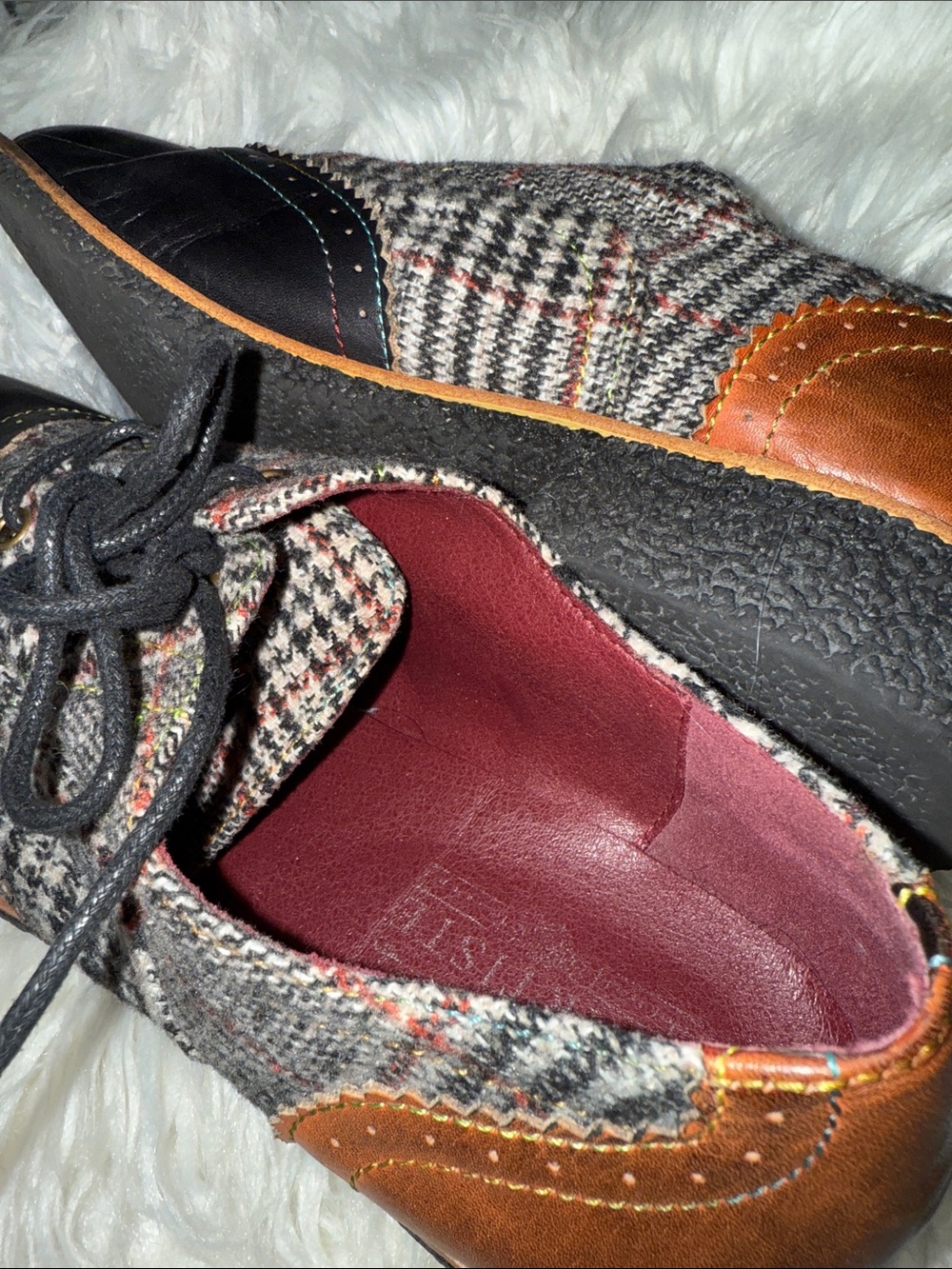 L’ARTISTE Multicolor Tweed with Black Leather Wingtip Oxfords - Picture 10 of 16